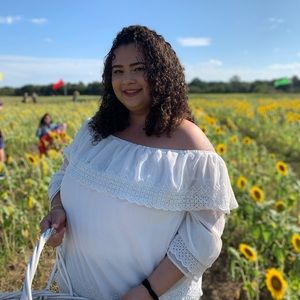 Meet your Posher, Mayra